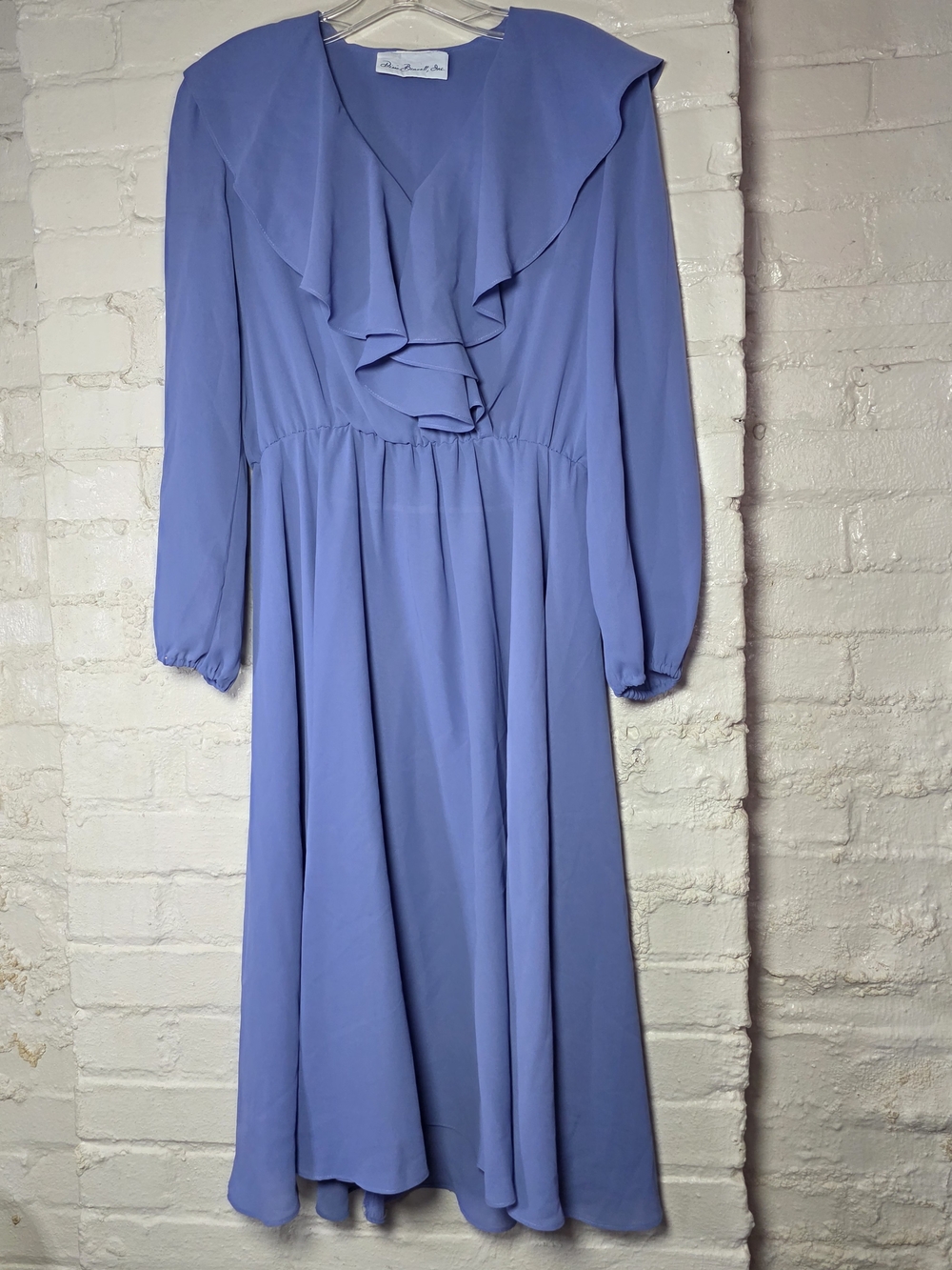 Elegant Lavender Ruffle V-Neck Long Sleeve Dress